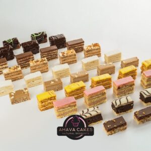 Sweet Symphony (Prăjitură Asortată)